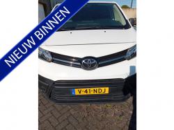 Toyota ProAce Worker 1.5 D-4D Cool Comfort Damages on the exterior ,rondom beschadigingen.